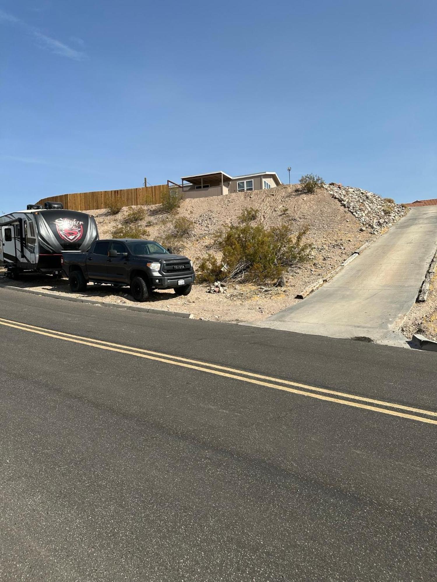 Magnificent & Tranquil Home, Mountain Views , 8 Mins To Casinos & River, Fire Pit, Bbq Bullhead City Eksteriør billede